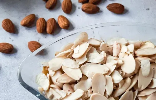 قیمت خرید پرک بادام درختی + راهنمای استفاده