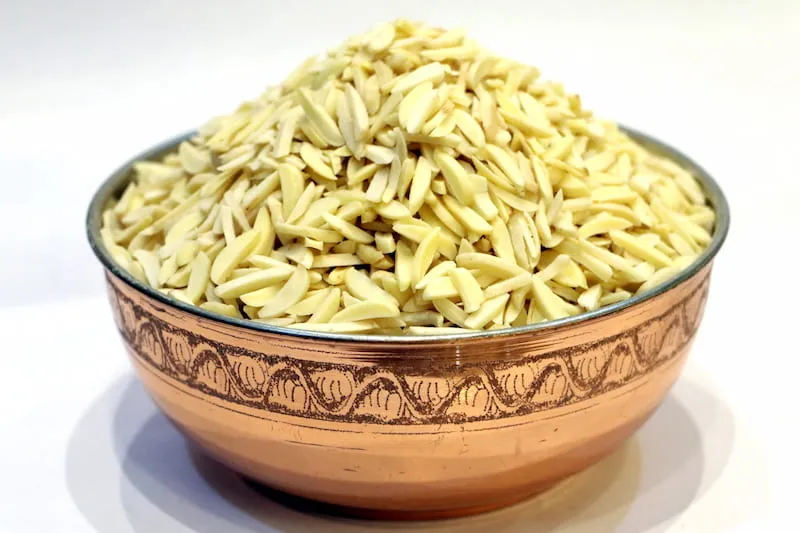 قیمت خرید خلال بادام خورشتی + طرز تهیه